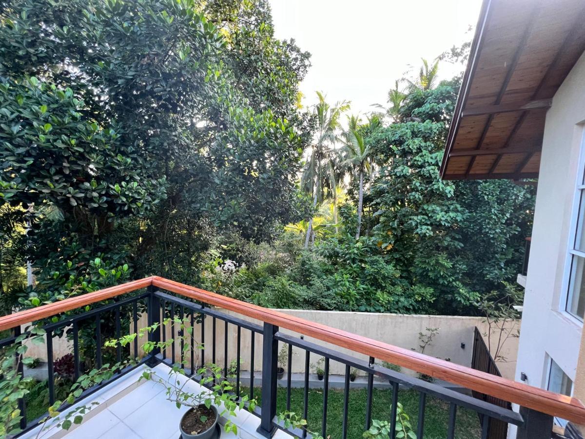 Villa Siri Tropical Retreat Hikkaduwa Esterno foto