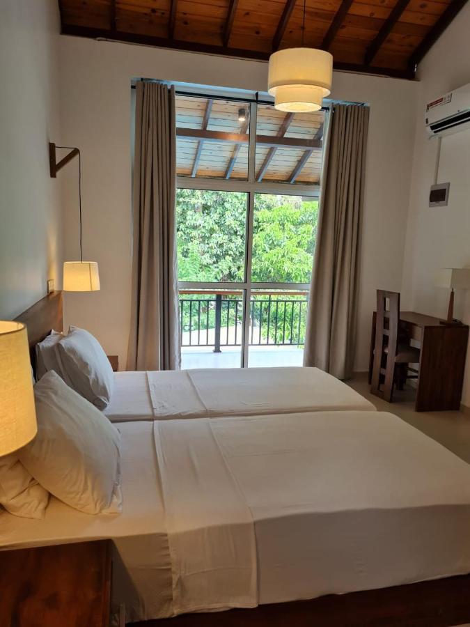 Villa Siri Tropical Retreat Hikkaduwa Esterno foto