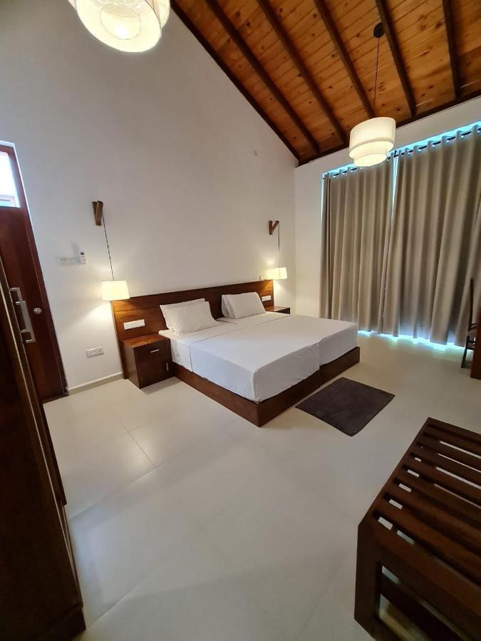 Villa Siri Tropical Retreat Hikkaduwa Esterno foto