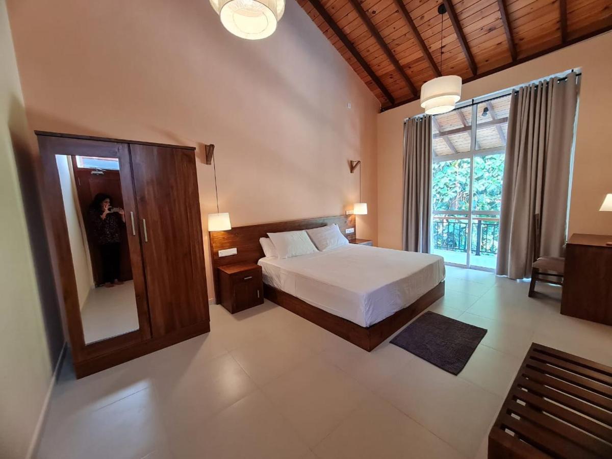Villa Siri Tropical Retreat Hikkaduwa Esterno foto