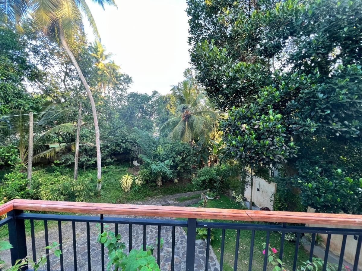 Villa Siri Tropical Retreat Hikkaduwa Esterno foto