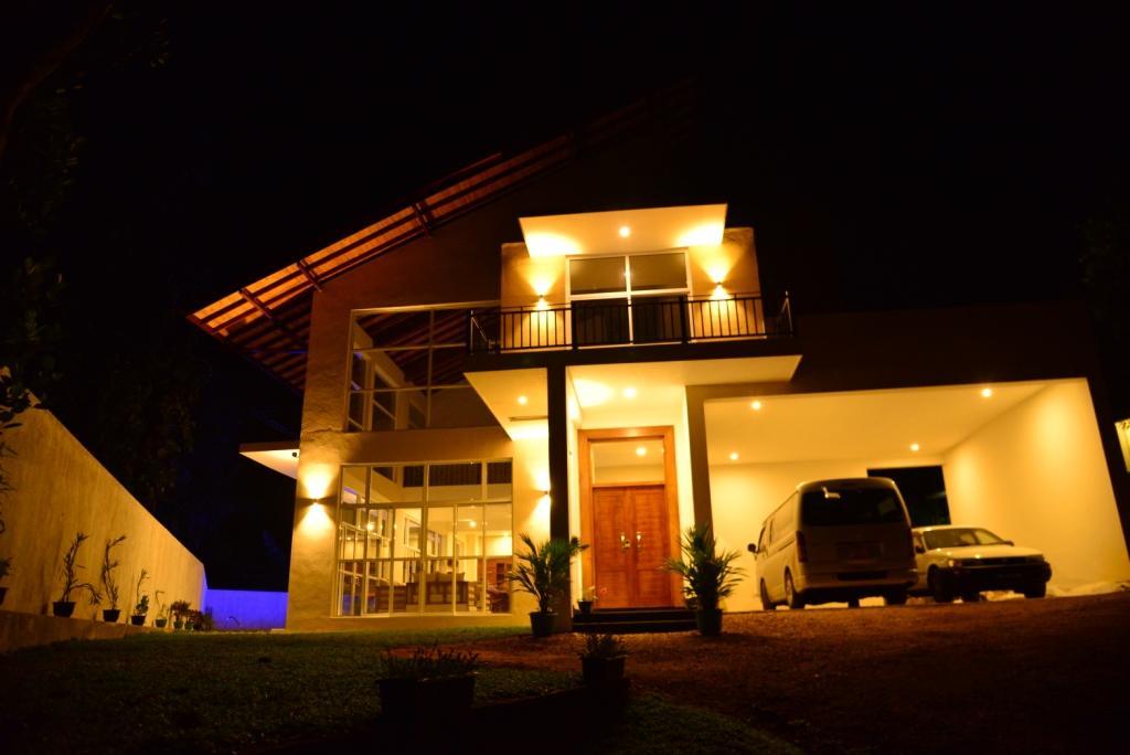 Villa Siri Tropical Retreat Hikkaduwa Esterno foto